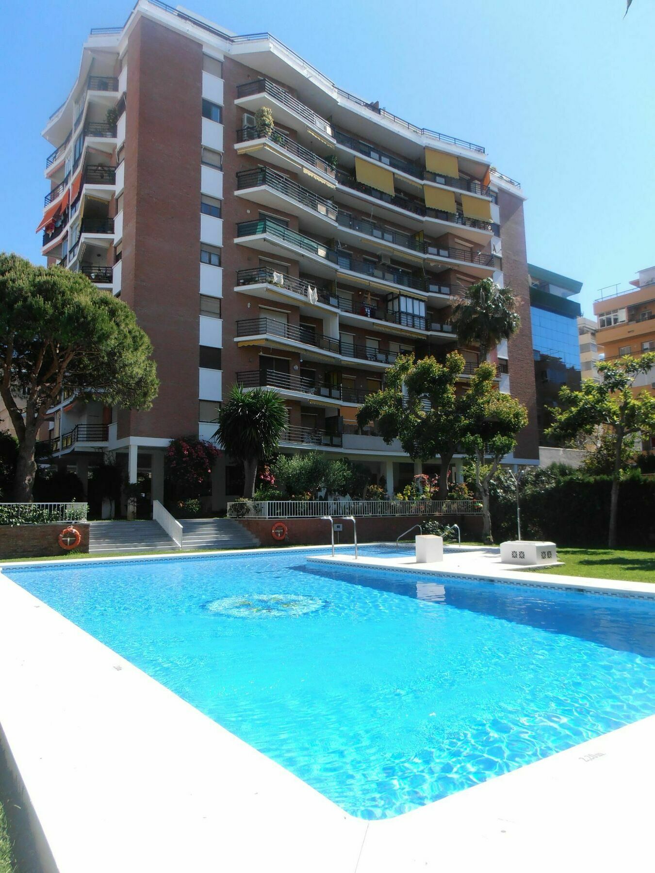 Apartamento Euromar 2 Playa Fontanilla Marbella Exterior foto